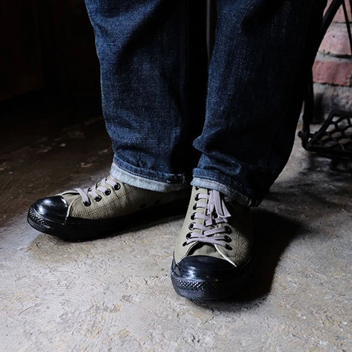 Mil Trainers Low-Top / TR-Shoes01