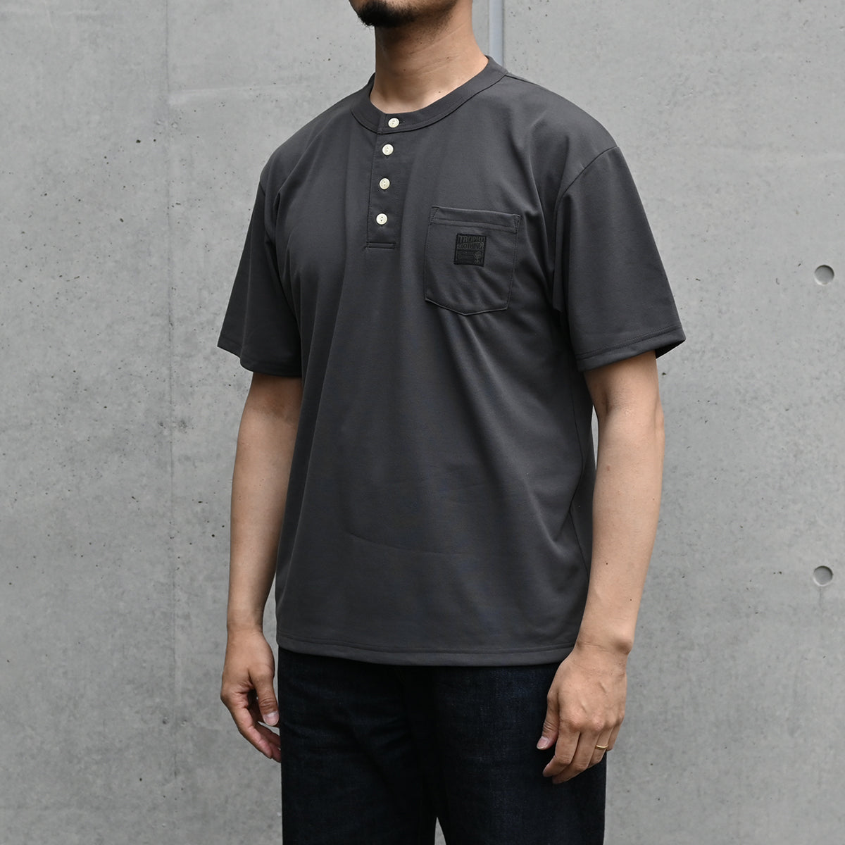 "MONOCHROME" RD Henley Tee / TRMN-203