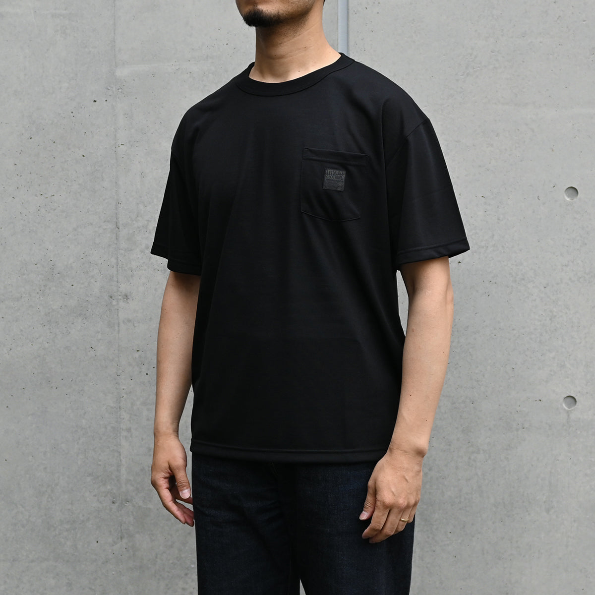 "MONOCHROME" Logo RD Pocket Tee / TRMN-202