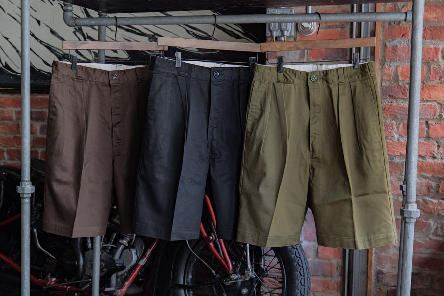 ２Pleats Shorts