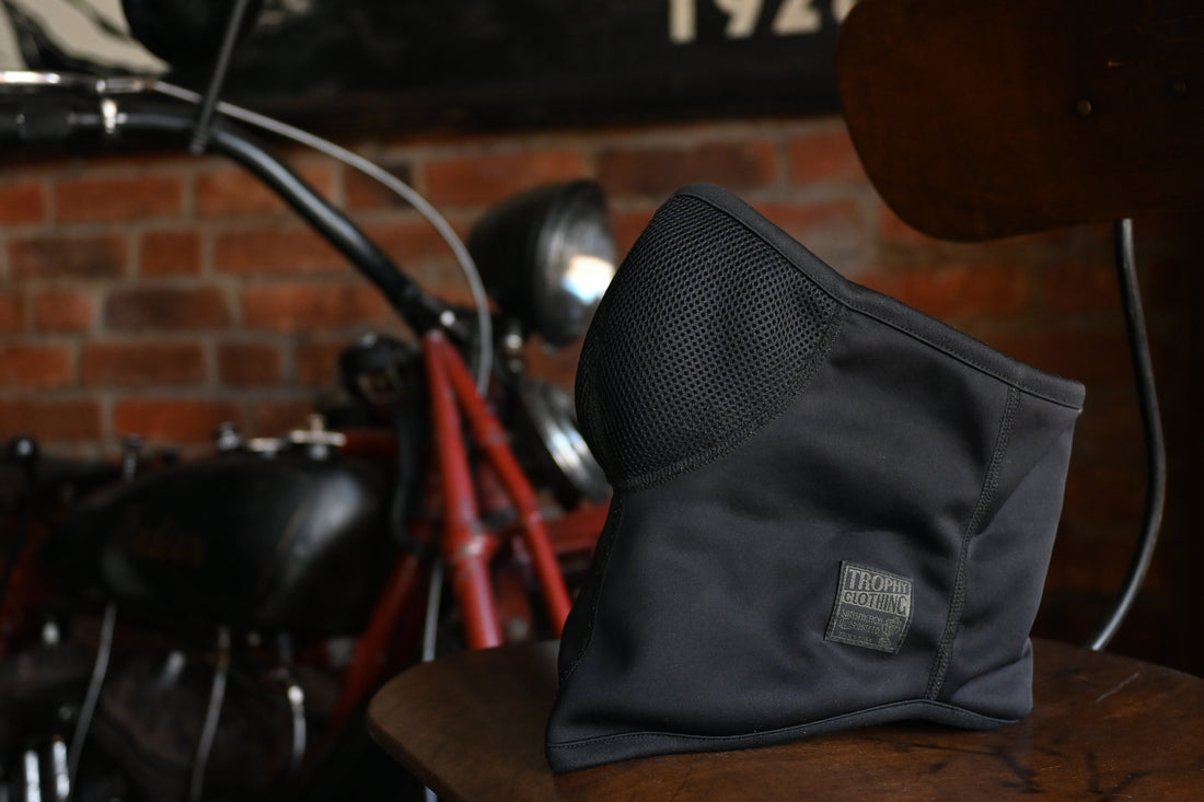 "MONOCHROME" Wind Guard Neck Warmer