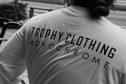"MONOCHROME" Logo RD Pocket L/S Tee