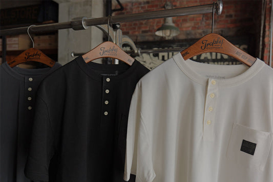 MONOCHROME" RD Henley Tee 