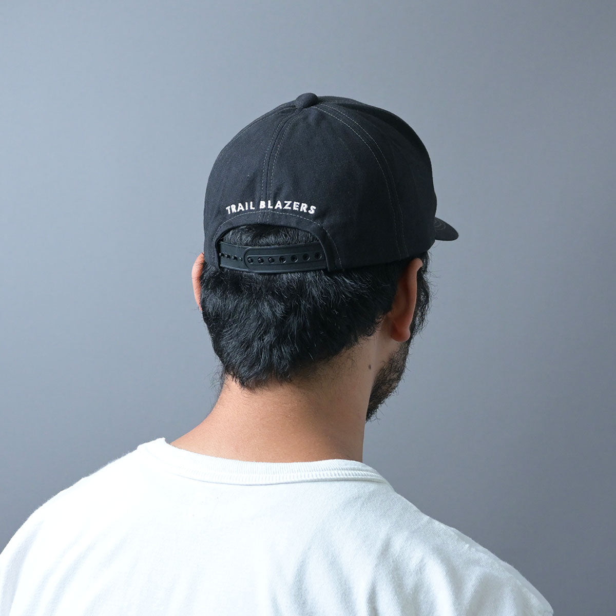 Wing Logo Tracker Cap / TR26AW-701